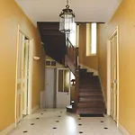 Le Nid Urbain, Terrasse, Garage Et Confort * قرقشونه