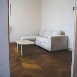 Le Nid Urbain, Terrasse, Garage Et Confort * قرقشونه