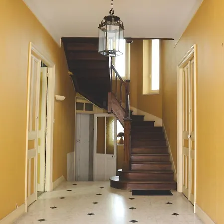 Le Nid Urbain, Terrasse, Garage Et Confort * قرقشونه