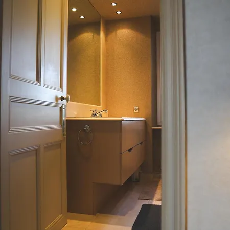 Le Nid Urbain, Terrasse, Garage Et Confort شقة قرقشونه