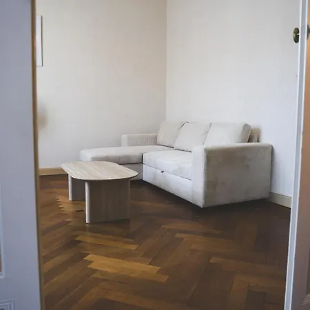 Le Nid Urbain, Terrasse, Garage Et Confort * قرقشونه